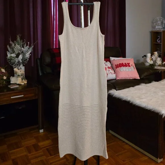 Universal Thread DRESS! - Picture 1 of 3